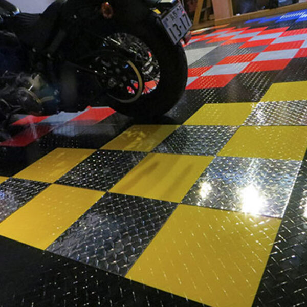 Garage Mania yellow and black floor with Diamond Yellow and Black tiles