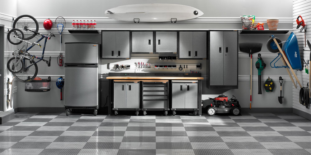 Garage arredato con i prodotti Garage Mania